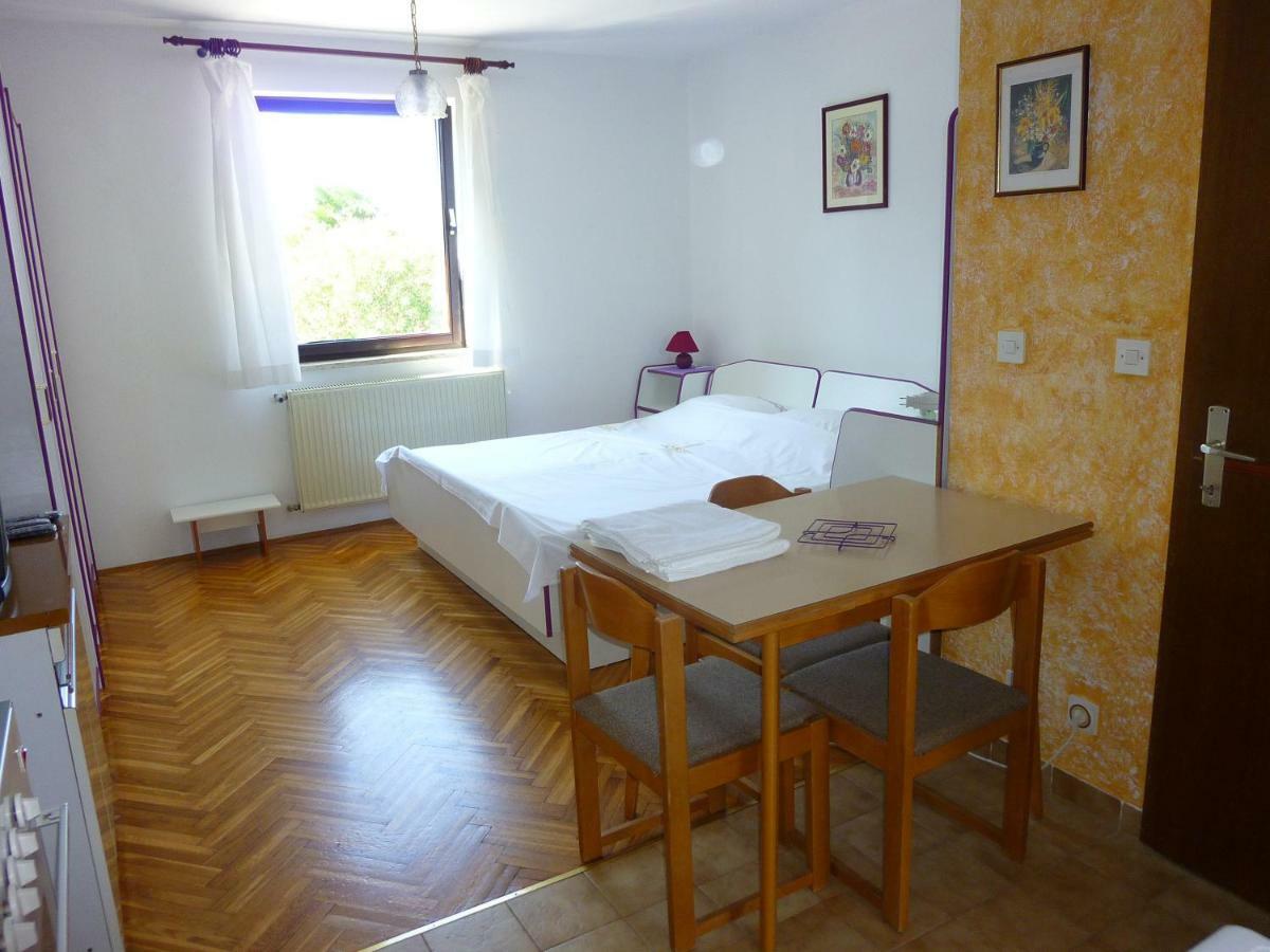 Studio Apartment Ozi Rovinj Bagian luar foto